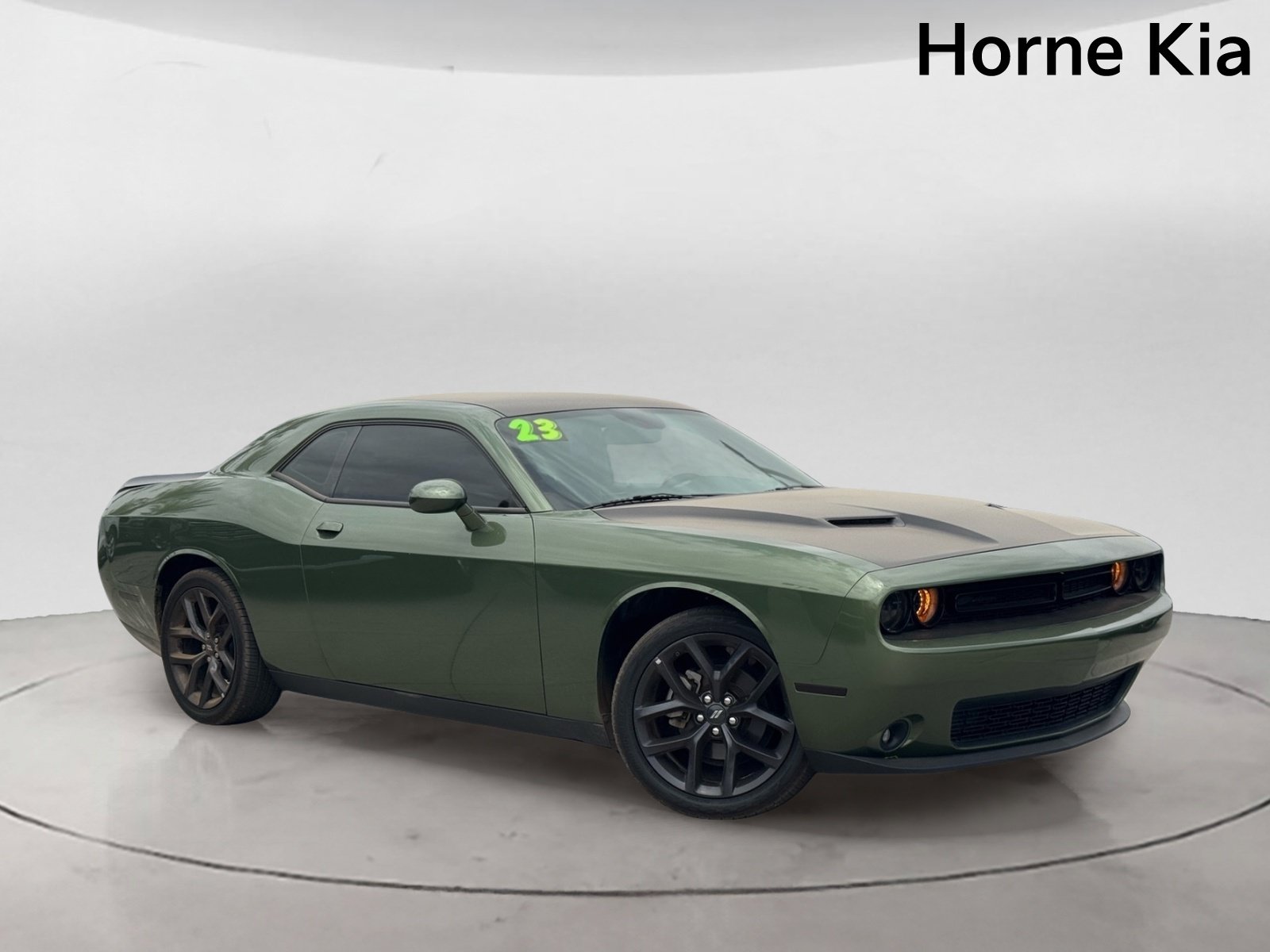 Used 2023 Dodge Challenger SXT w/ Blacktop Package RWD image 2