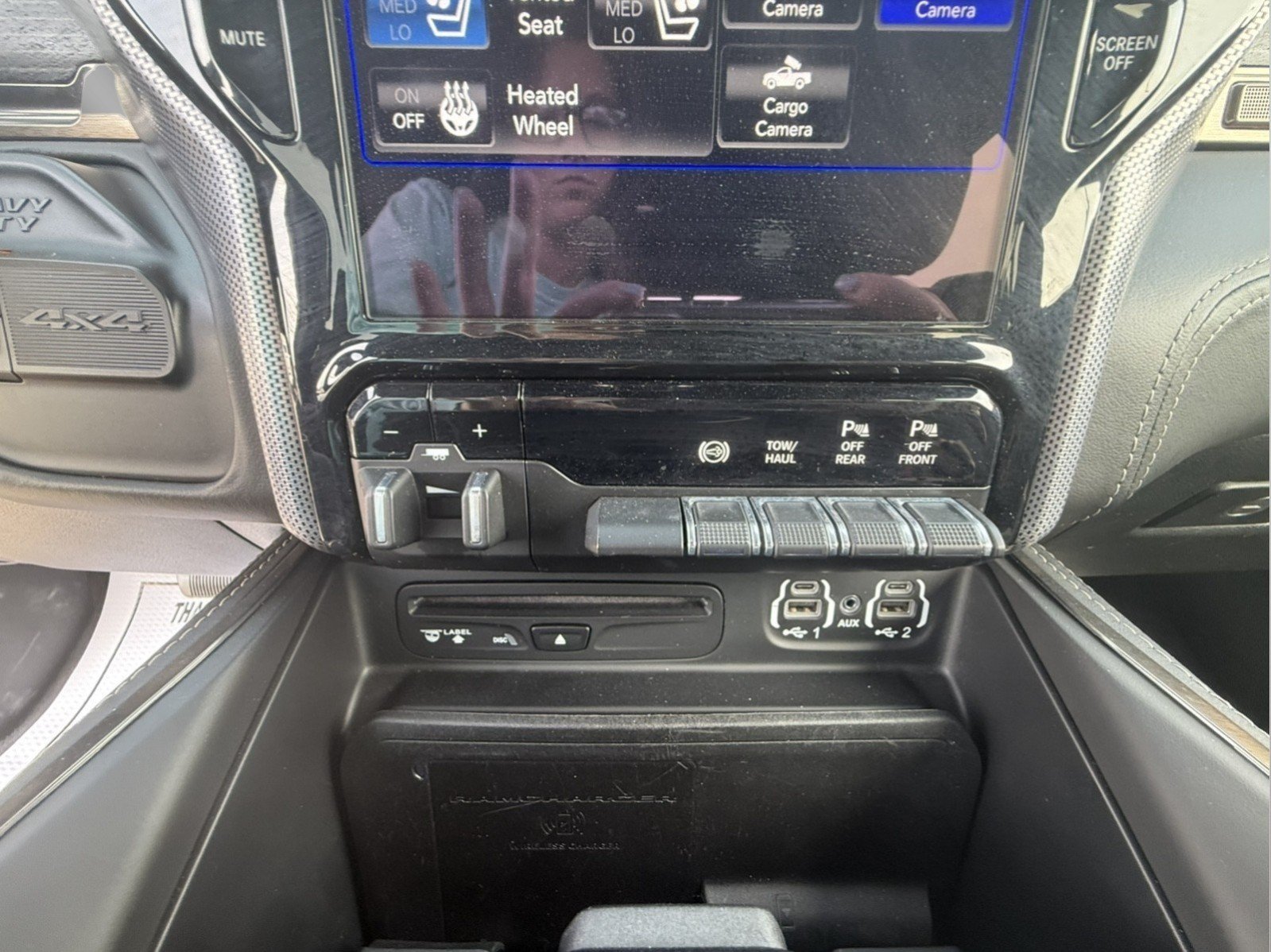 Used 2019 RAM 2500 Limited AWD/4WD image 16