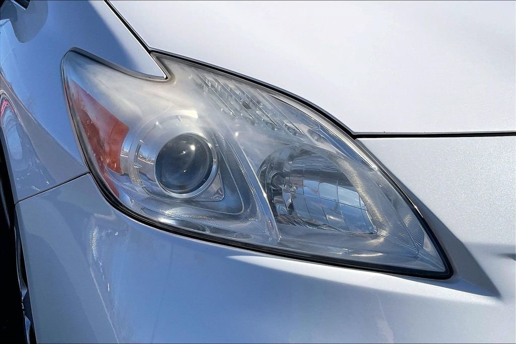 Used 2013 Toyota Prius Two image 32