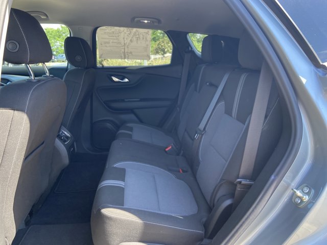 Used 2025 Chevrolet Blazer LT FWD image 13