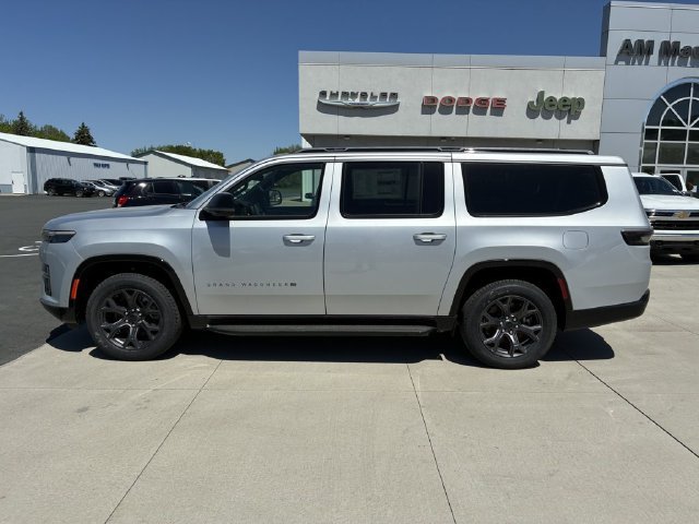 New 2026 Jeep Grand Wagoneer L Limited AWD/4WD image 6