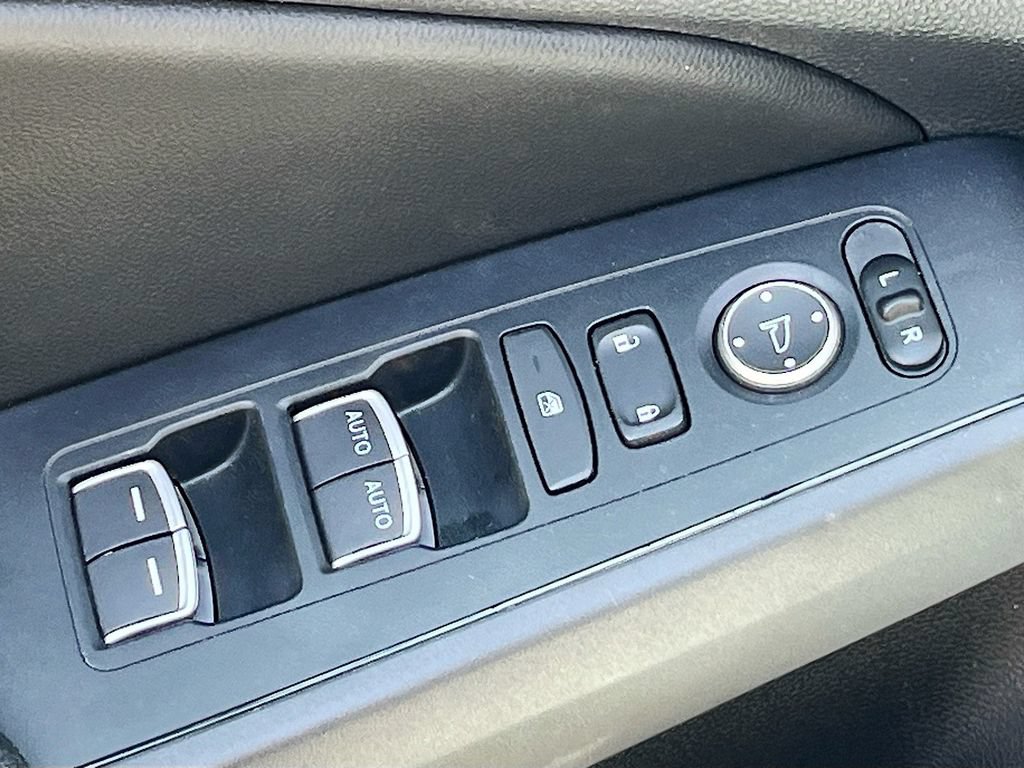 Used 2022 Honda Civic EX-L image 17