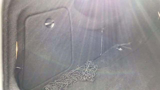 Used 2013 Mercedes-Benz E 350 4MATIC Sedan image 9