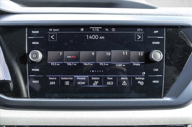 Used 2022 Volkswagen Taos SE image 14