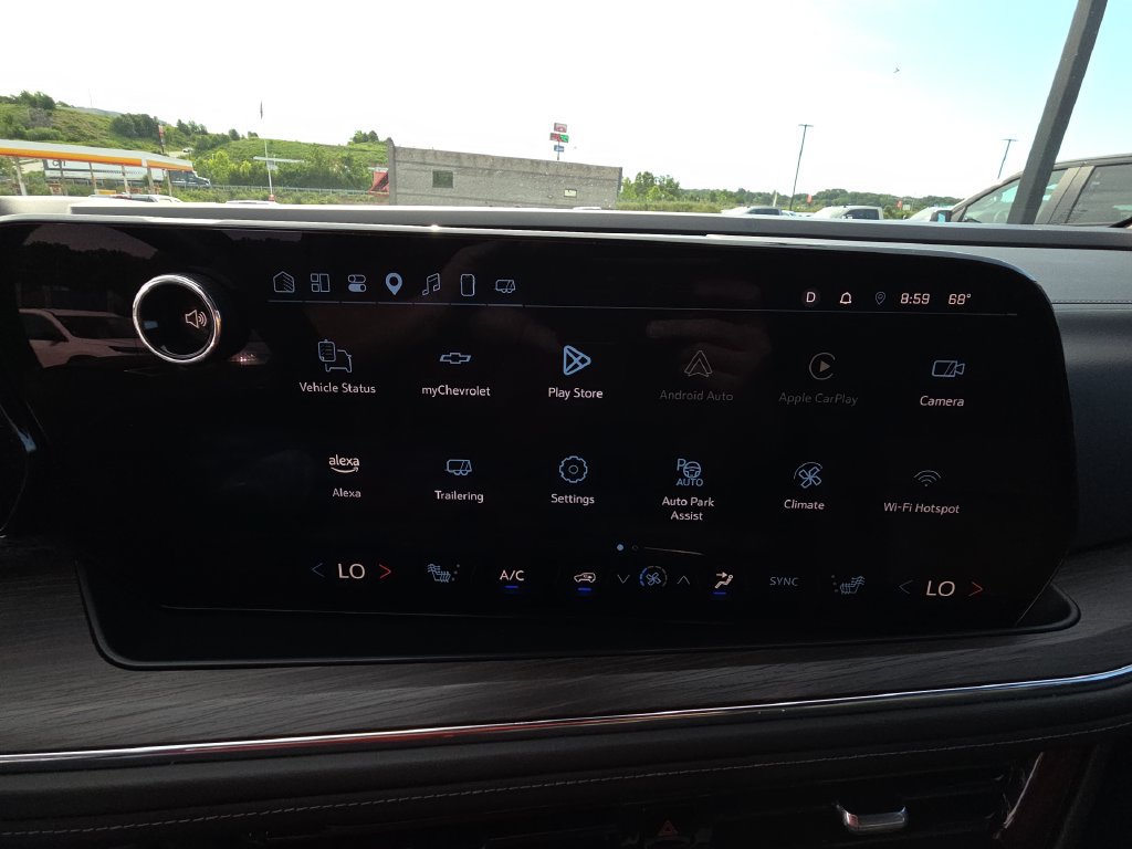 Used 2025 Chevrolet Tahoe Z71 AWD/4WD image 21