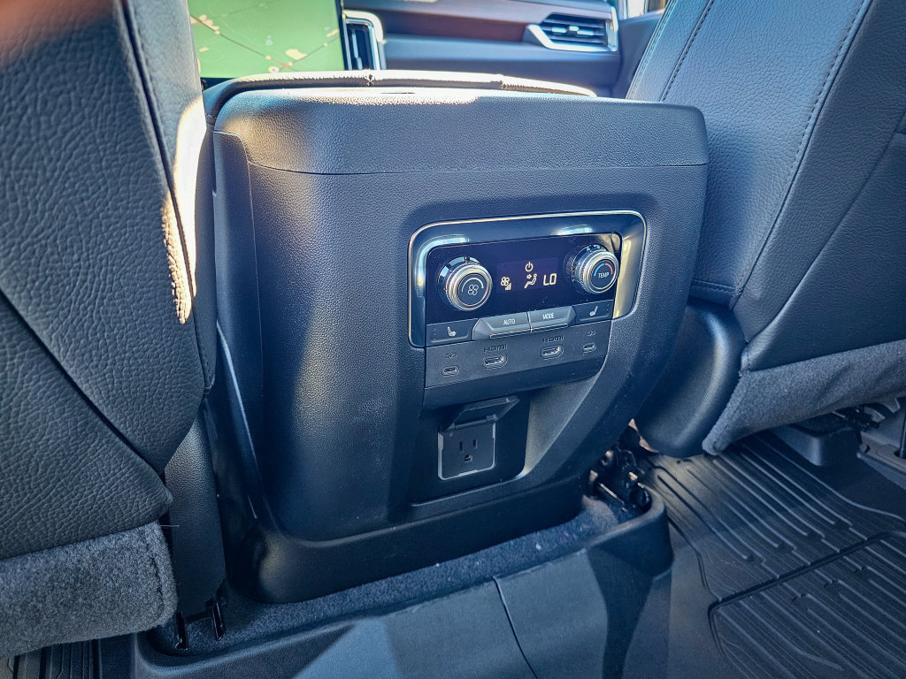 New 2027 GMC Yukon Denali w/ Denali Reserve Package AWD/4WD image 40
