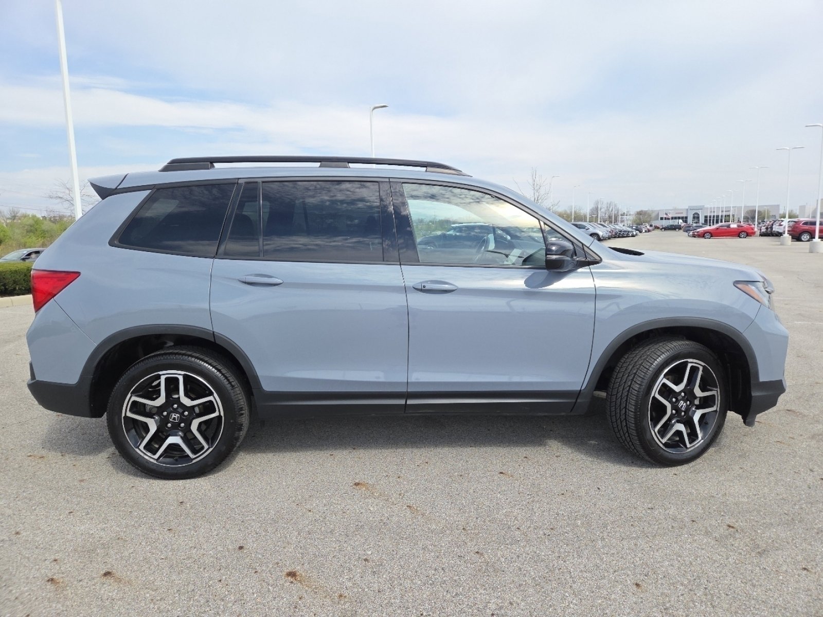 Used 2023 Honda Passport Elite image 22
