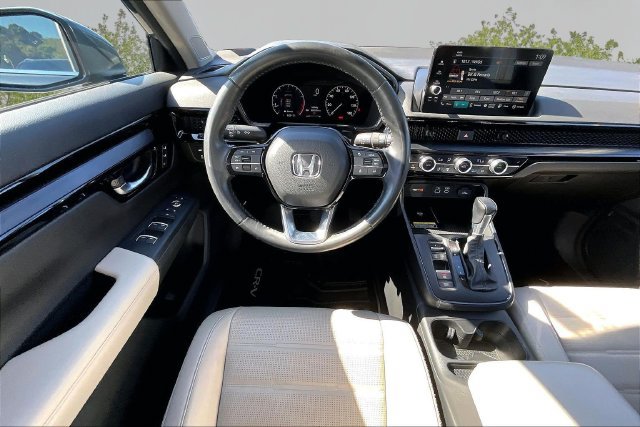 Used 2023 Honda CR-V EX-L image 5