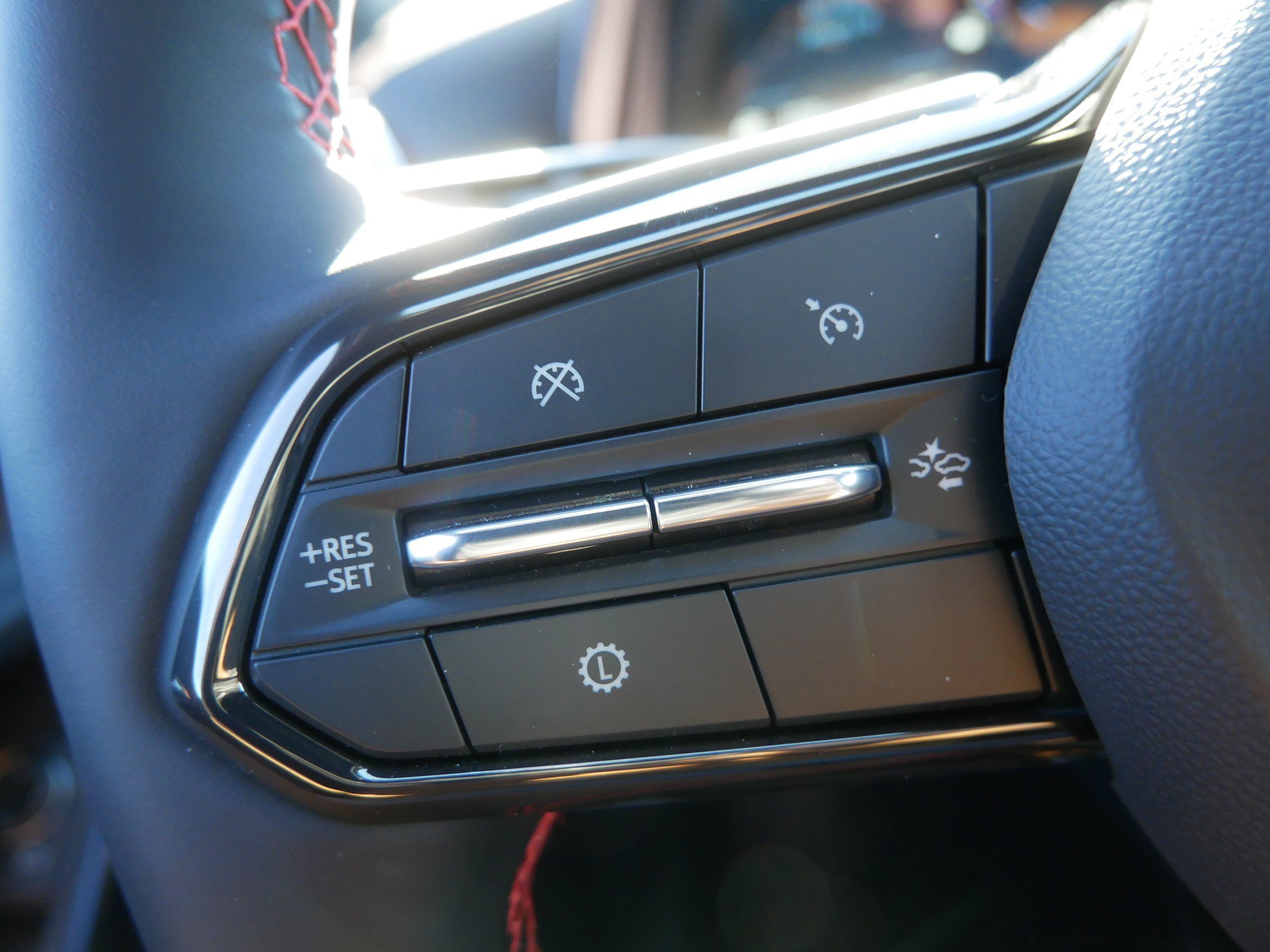 New 2026 Chevrolet Equinox RS w/ Convenience Package III image 13