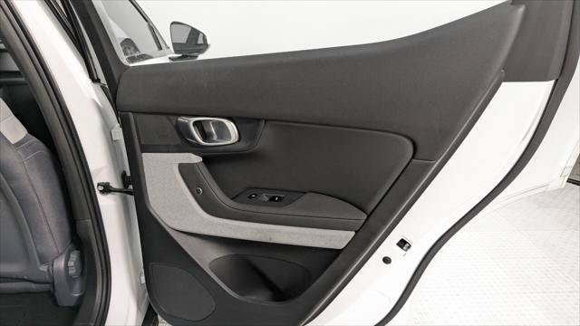 Used 2022 Polestar Polestar 2 w/ Pilot Package AWD/4WD image 18