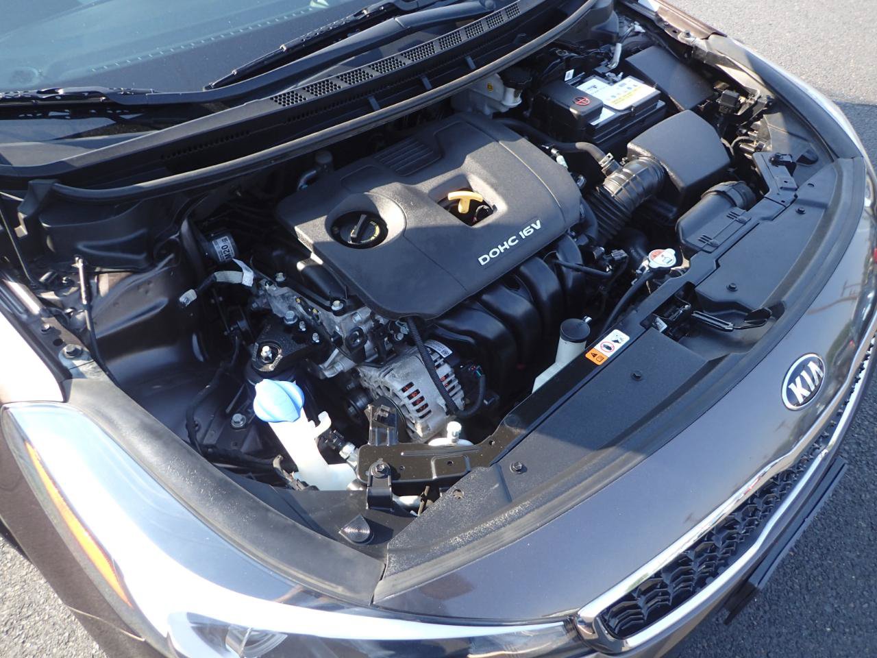 Used 2018 Kia Forte LX FWD image 19