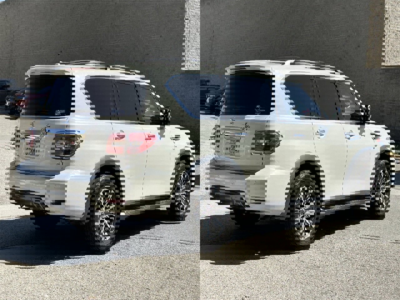 Certified 2020 Nissan Armada SL w/ Premium Package image 4