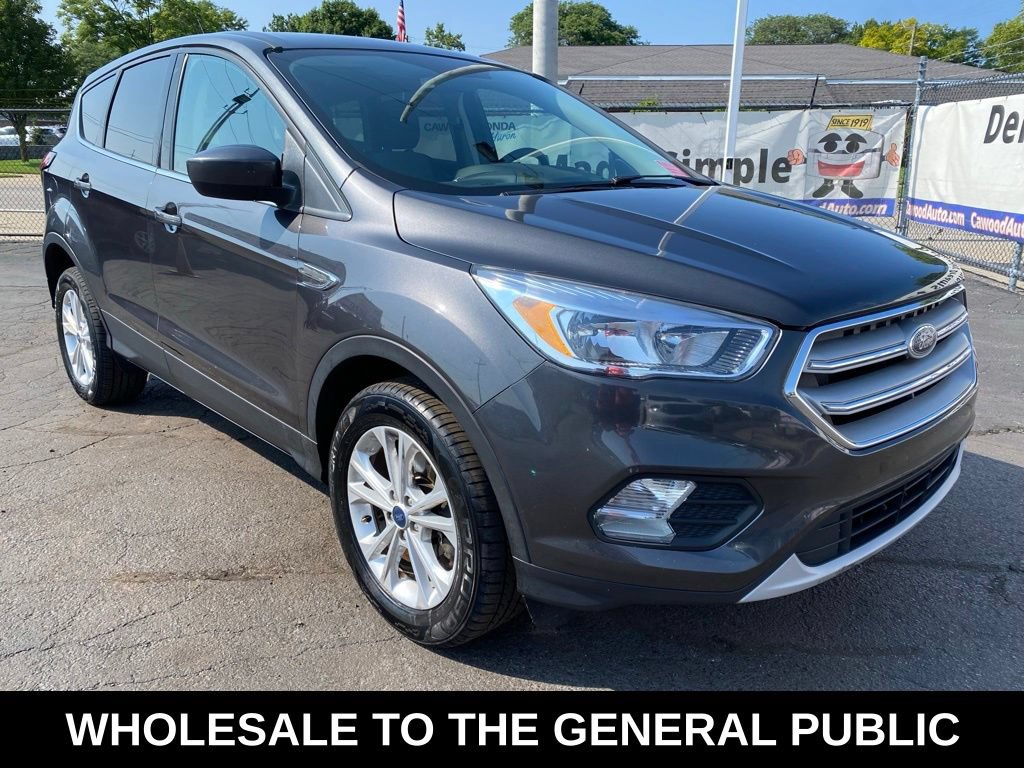 Used 2019 Ford Escape SE AWD/4WD image 1