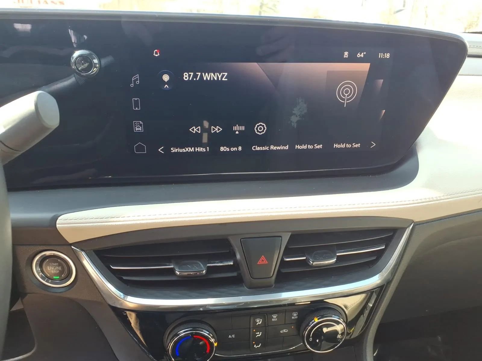 Used 2024 Buick Encore GX Sport Touring image 32