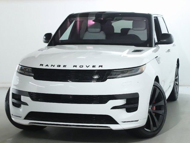 Used 2023 Land Rover Range Rover Sport SE Dynamic image 3