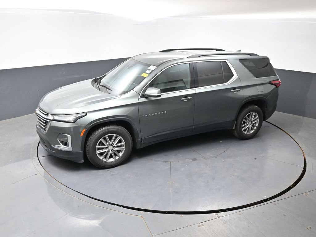 Used 2023 Chevrolet Traverse LT AWD/4WD image 13
