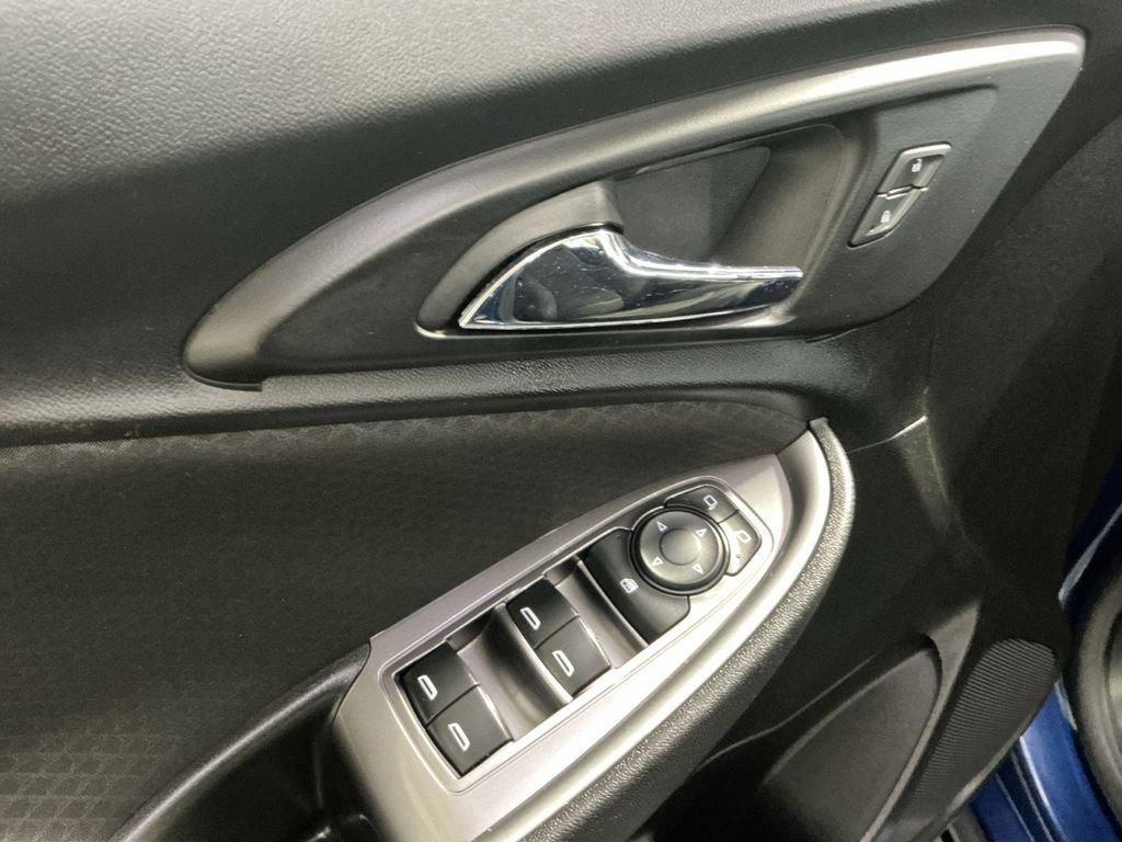Used 2019 Chevrolet Malibu LS FWD image 16