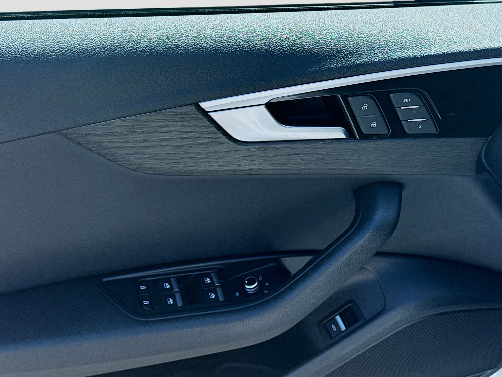 Used 2020 Audi A4 2.0T Premium w/ Convenience Package image 16