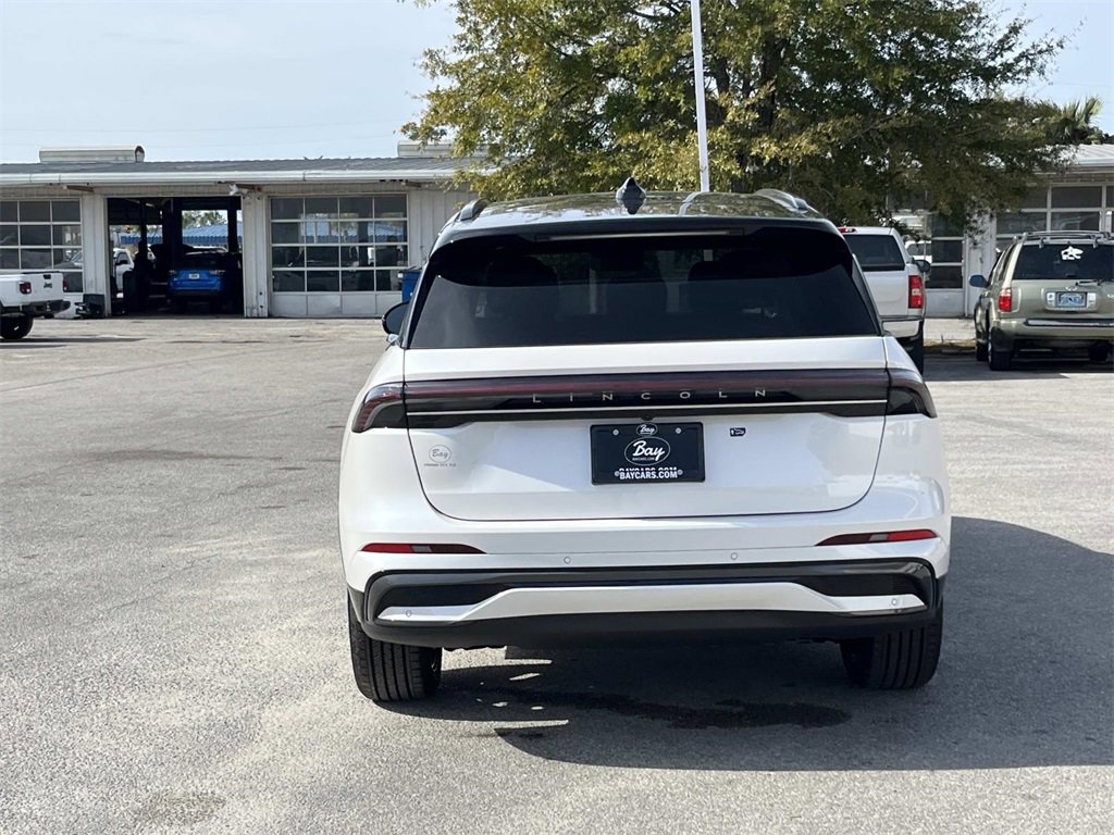 New 2026 Lincoln Nautilus Reserve image 4