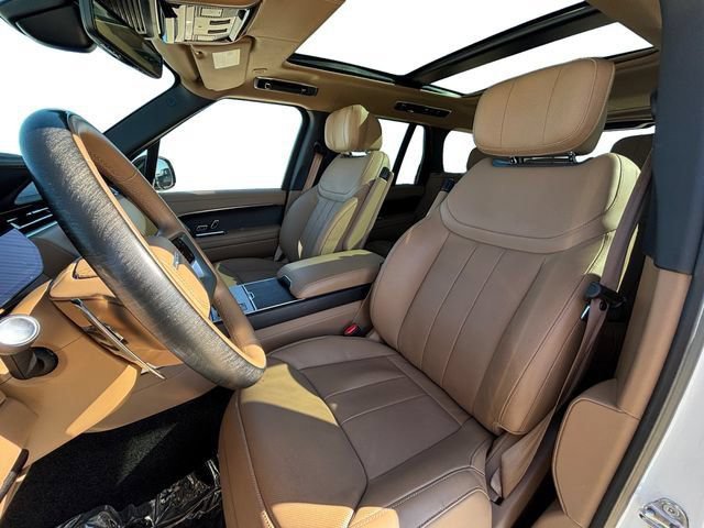 Used 2024 Land Rover Range Rover Autobiography AWD/4WD image 10