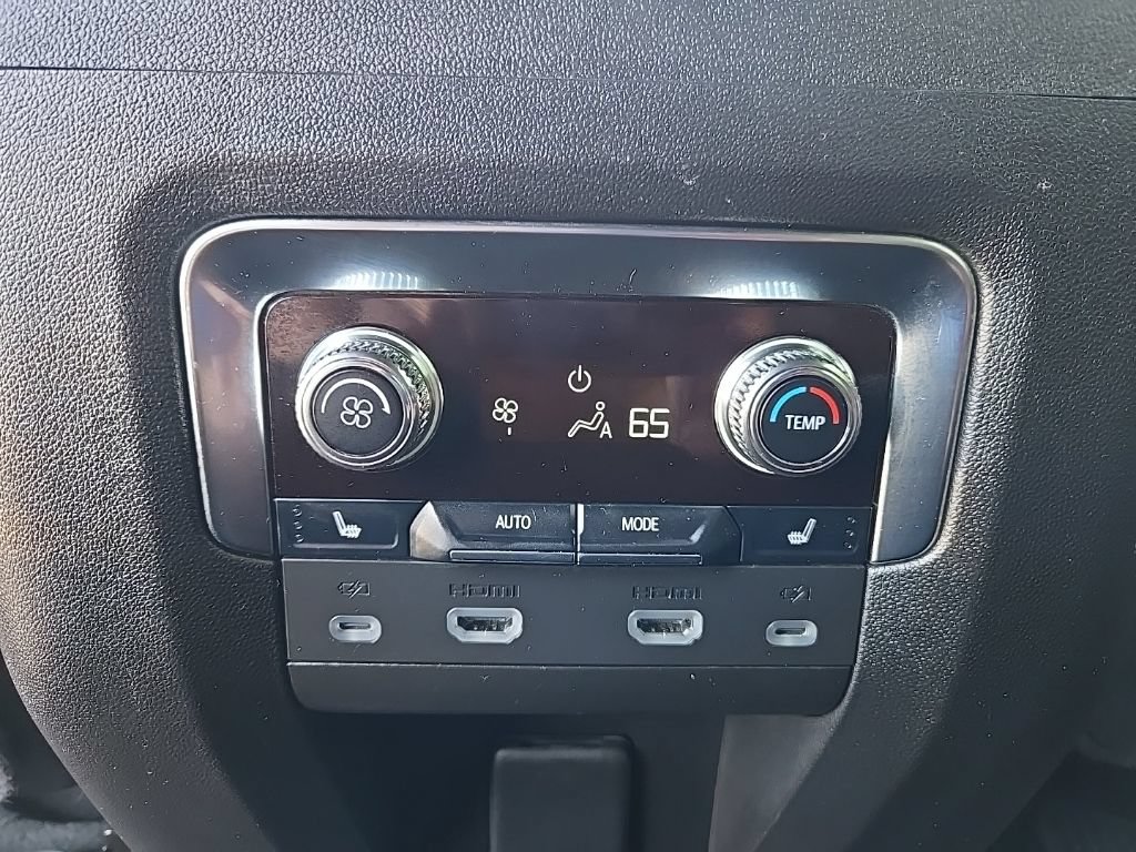 Used 2023 GMC Yukon Denali Ultimate AWD/4WD image 61