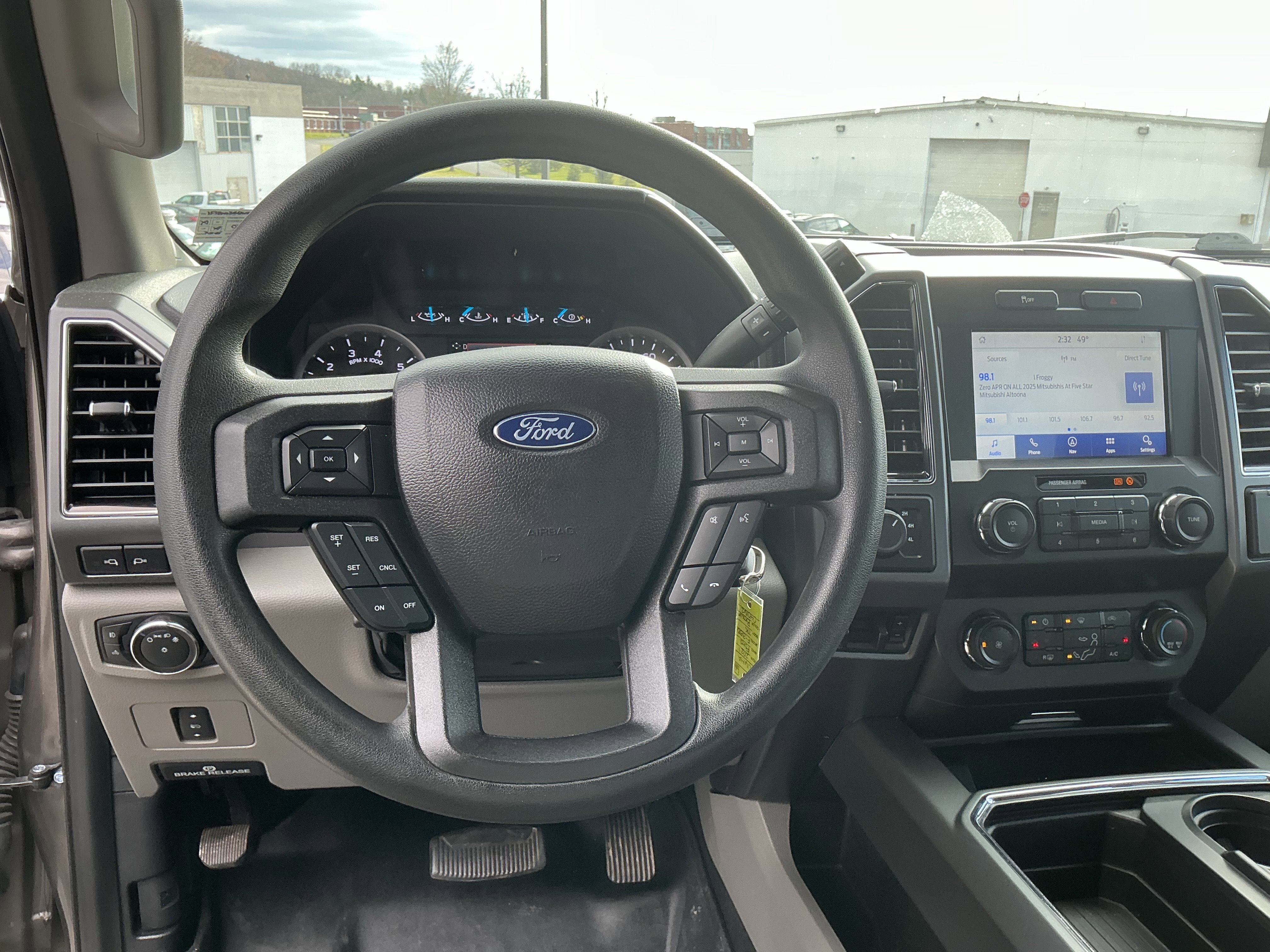 Used 2021 Ford F350 XLT w/ XLT Premium Package image 12