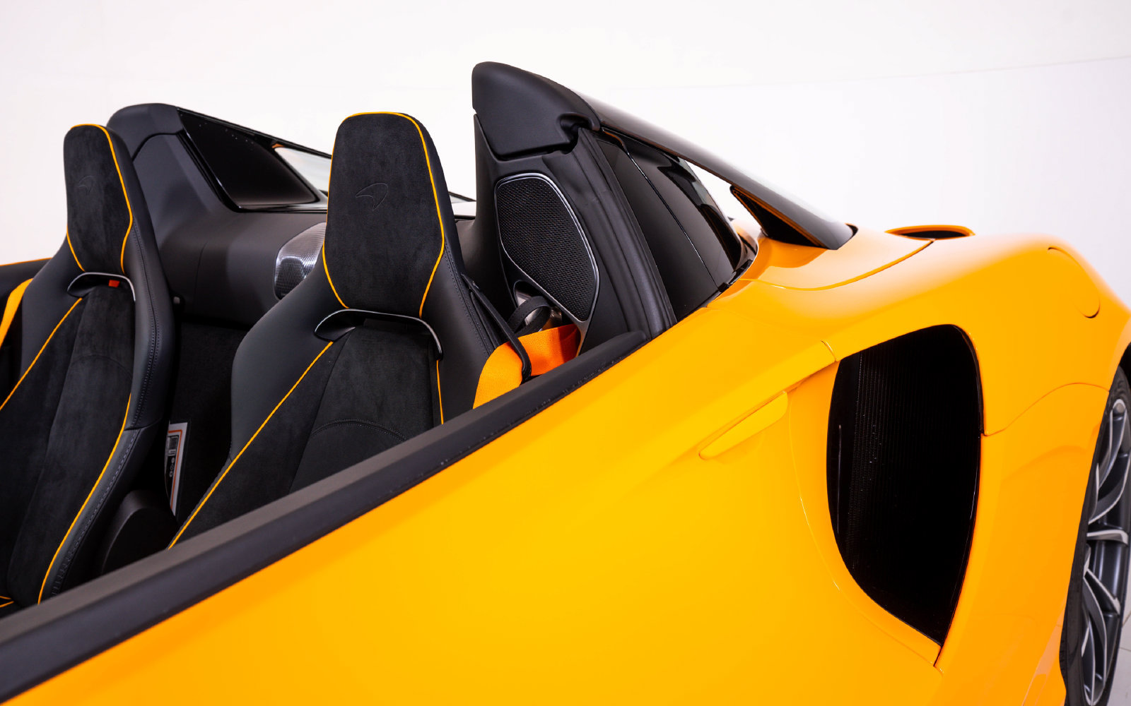 New 2027 McLaren Artura Spider RWD image 13