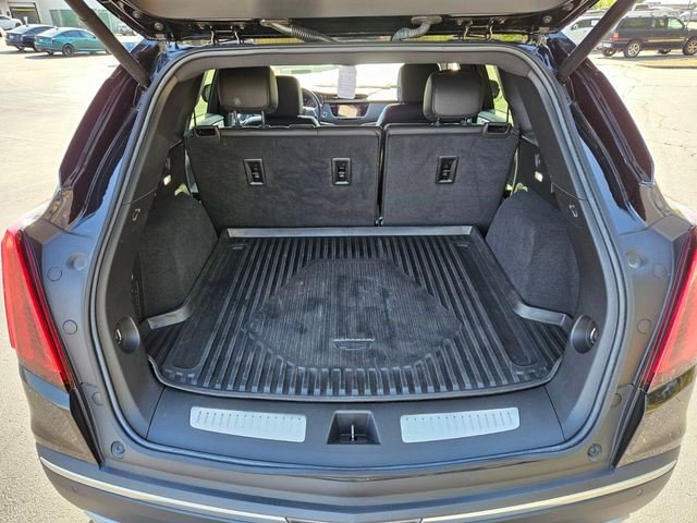 Certified 2022 Cadillac XT5 Premium Luxury w/ Technology Package image 28
