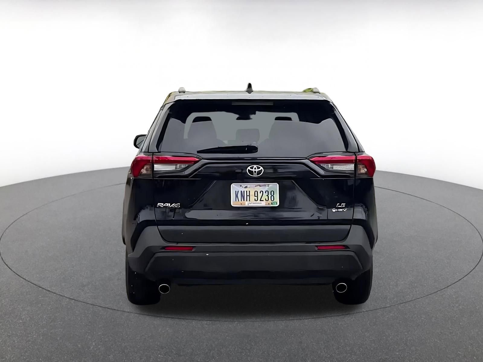 Used 2025 Toyota RAV4 LE image 12