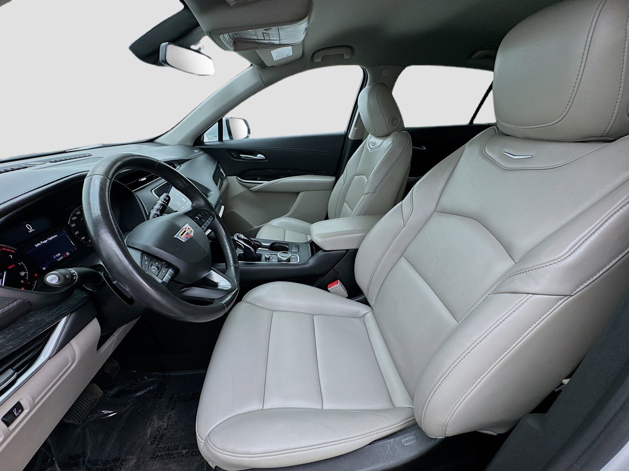 Used 2022 Cadillac XT4 Premium Luxury w/ Safety Alert Package image 13