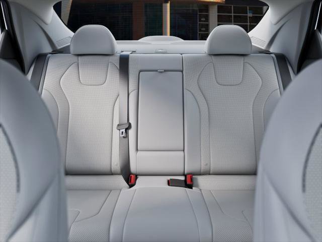 New 2025 Hyundai Elantra Limited image 12