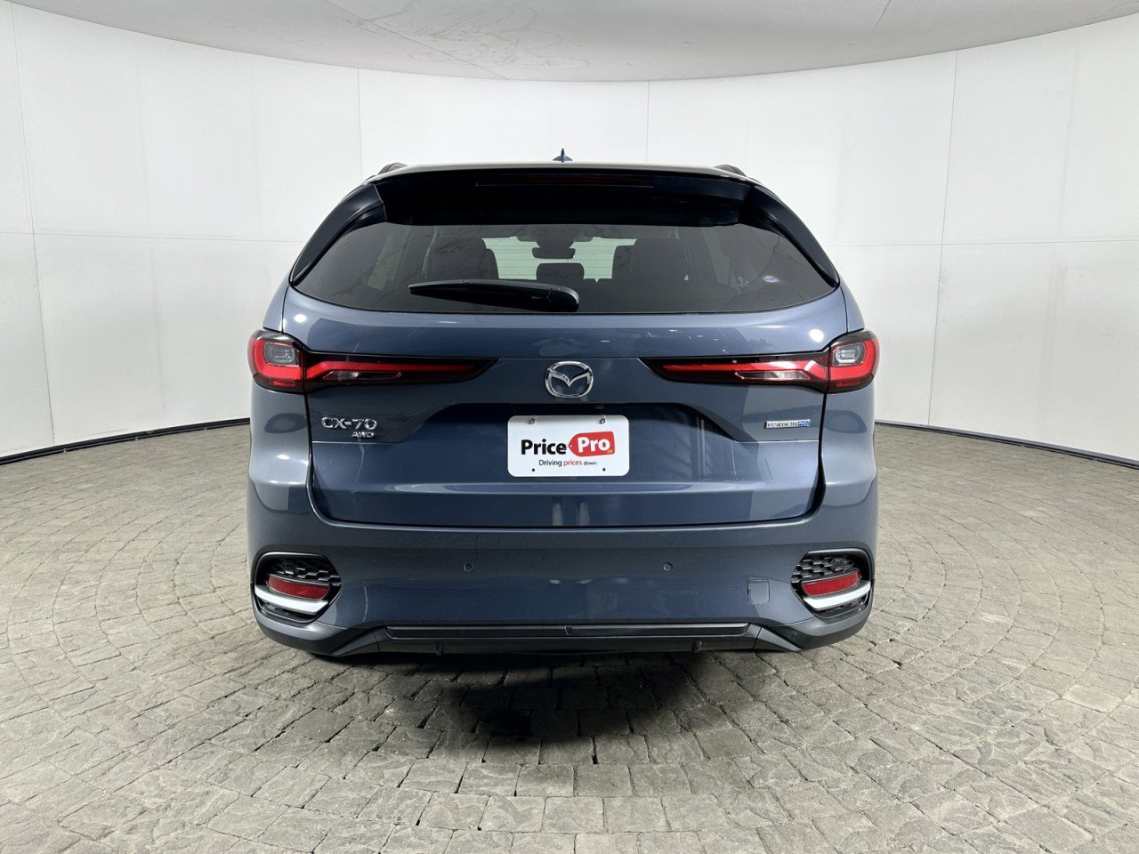 Used 2025 MAZDA CX-70 Plug-In Hybrid w/ Premium Pkg image 7