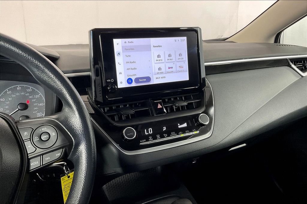 Used 2024 Toyota Corolla LE image 9