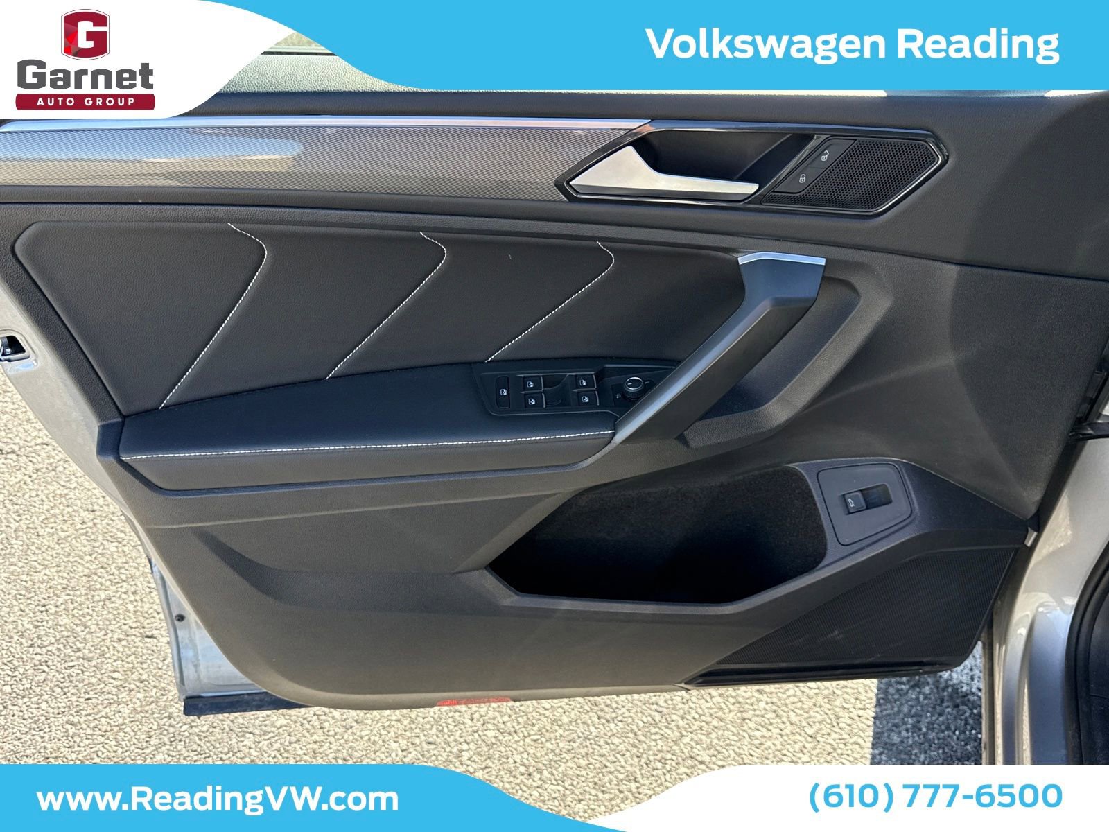 Used 2024 Volkswagen Tiguan SE R-Line image 13