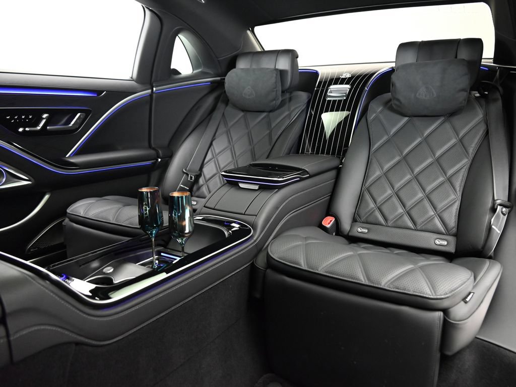 Used 2024 Mercedes-Benz Maybach S 680 4MATIC image 12