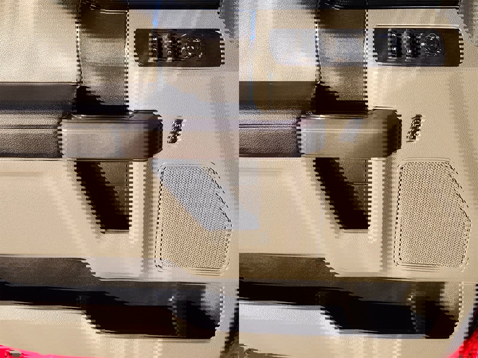 Used 2022 Ford F350 XLT w/ XLT Value Package image 31