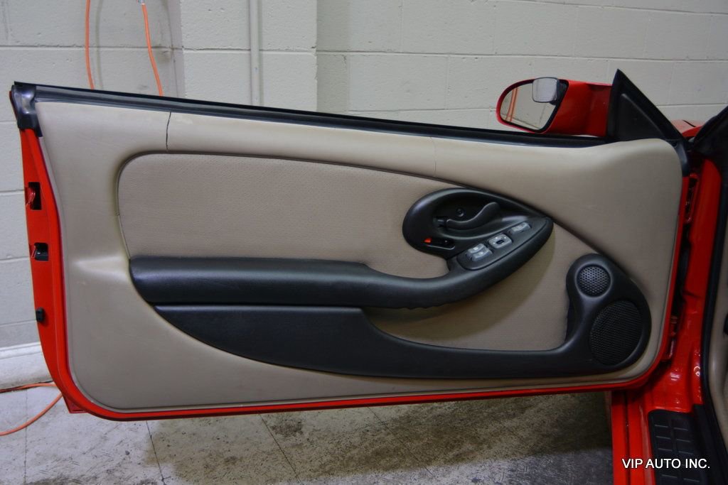 Used 2002 Pontiac Firebird Convertible w/ Sport Appearance Pkg image 13