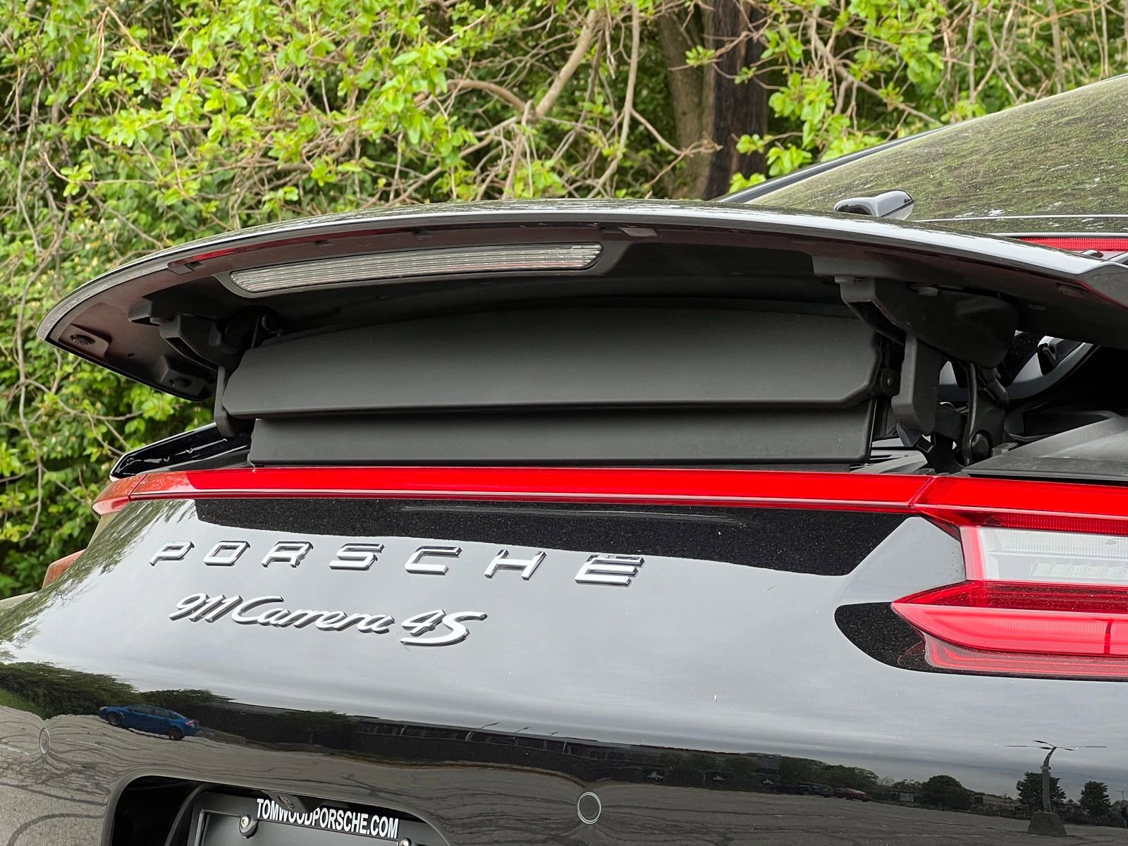 Certified 2019 Porsche 911 Carrera 4S AWD/4WD image 12