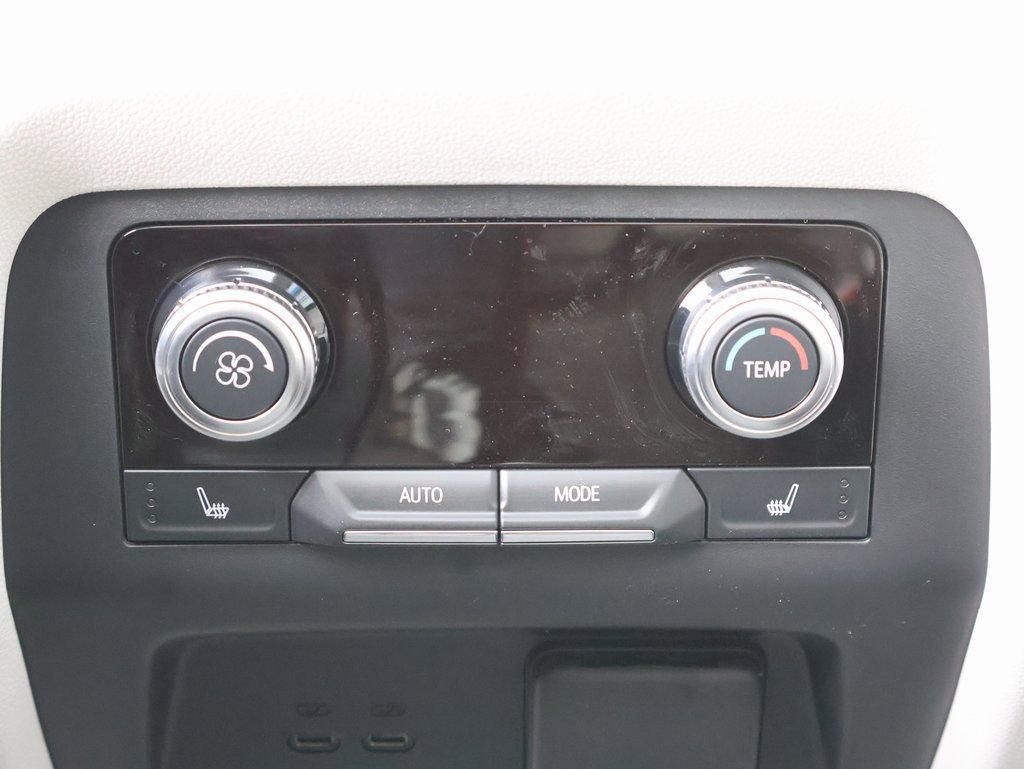 New 2026 GMC Acadia Denali w/ Super Cruise Package image 28