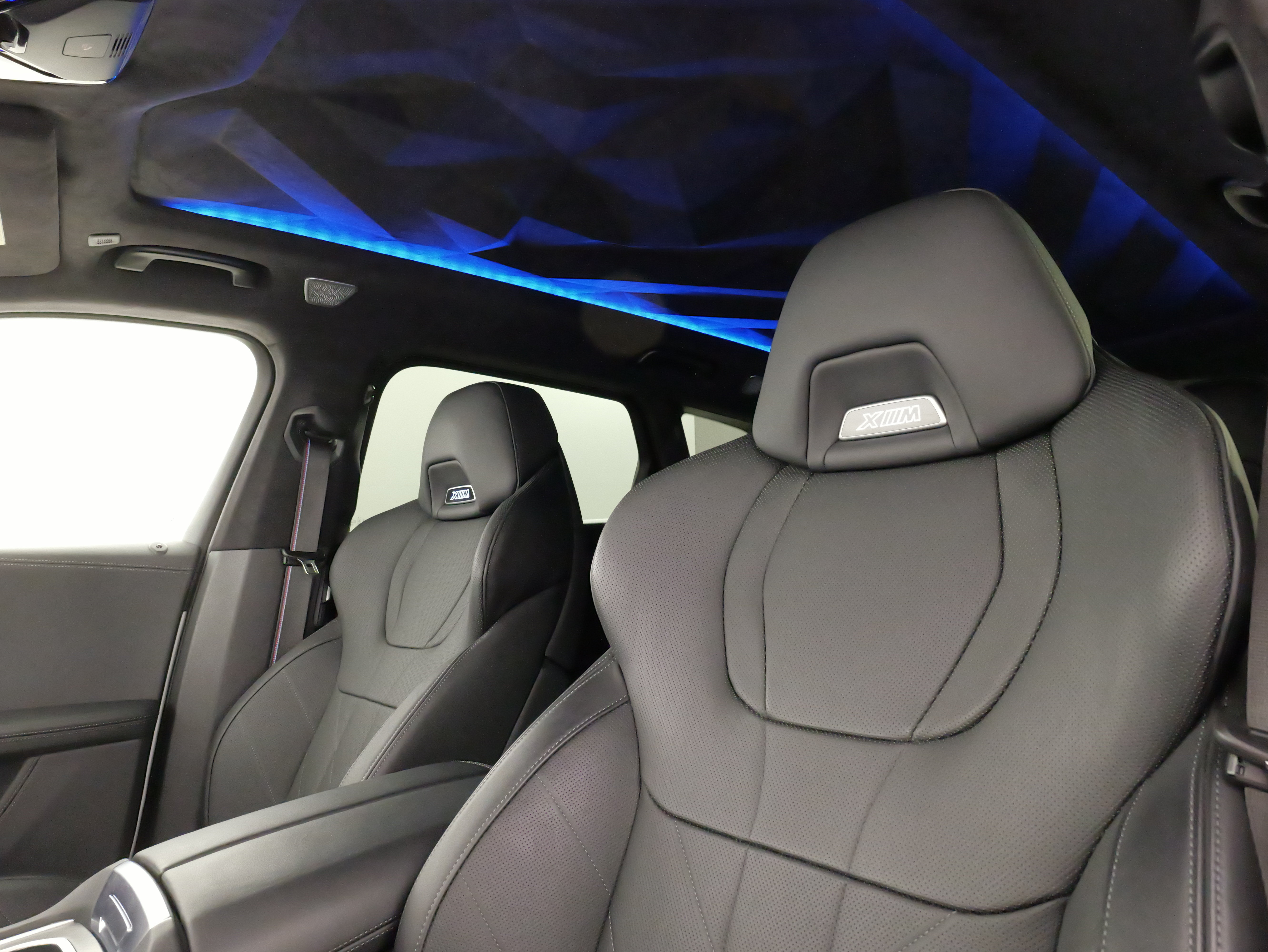 Used 2025 BMW XM AWD/4WD image 36