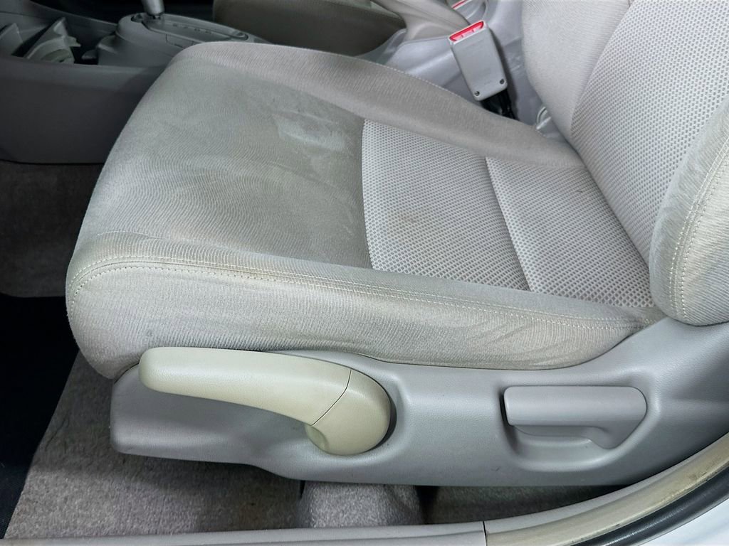 Used 2010 Honda Insight EX image 18