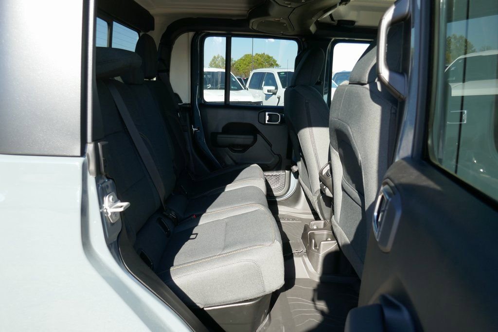 New 2026 Jeep Gladiator Willys image 13