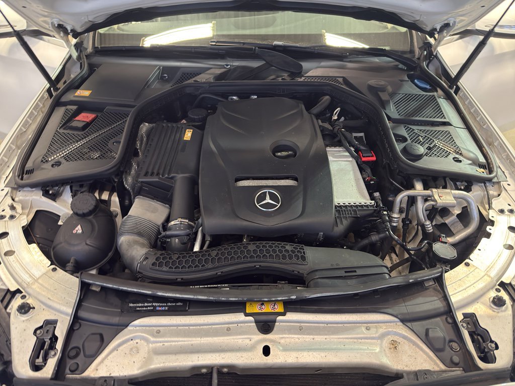 Used 2015 Mercedes-Benz C 300 4MATIC Sedan image 31