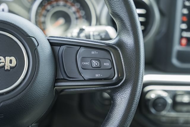 Used 2022 Jeep Wrangler Unlimited Sport AWD/4WD image 36