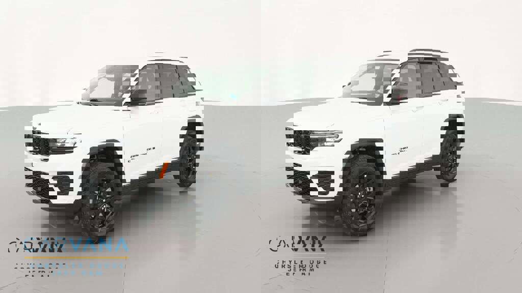 New 2025 Jeep Grand Cherokee Altitude image 1