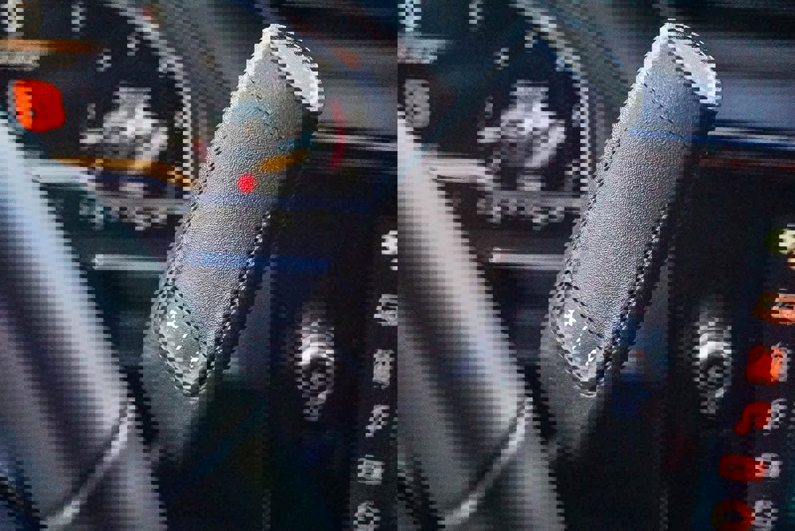 Used 2025 GMC Sierra 2500 AT4 w/ AT4 Premium Plus Package image 20