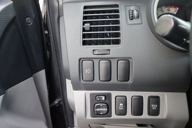 Used 2013 Toyota Tacoma 4x4 Double Cab w/ SR5 Pkg image 27