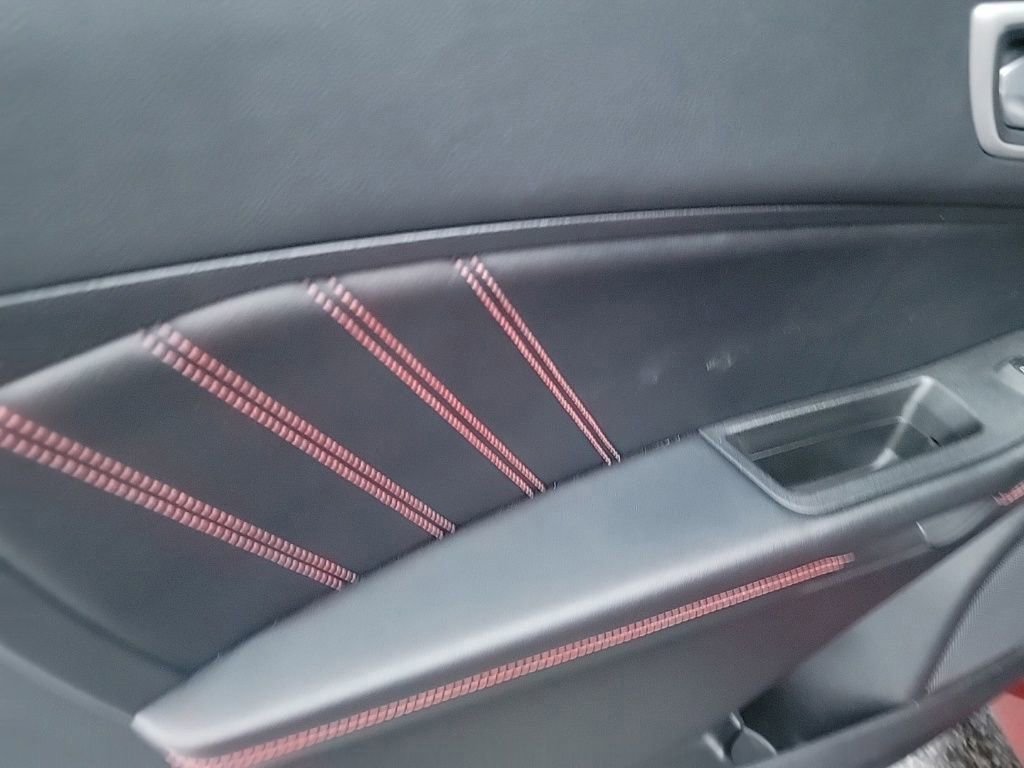 Certified 2022 Ford Edge ST-Line w/ Class II Trailer Tow Package image 31