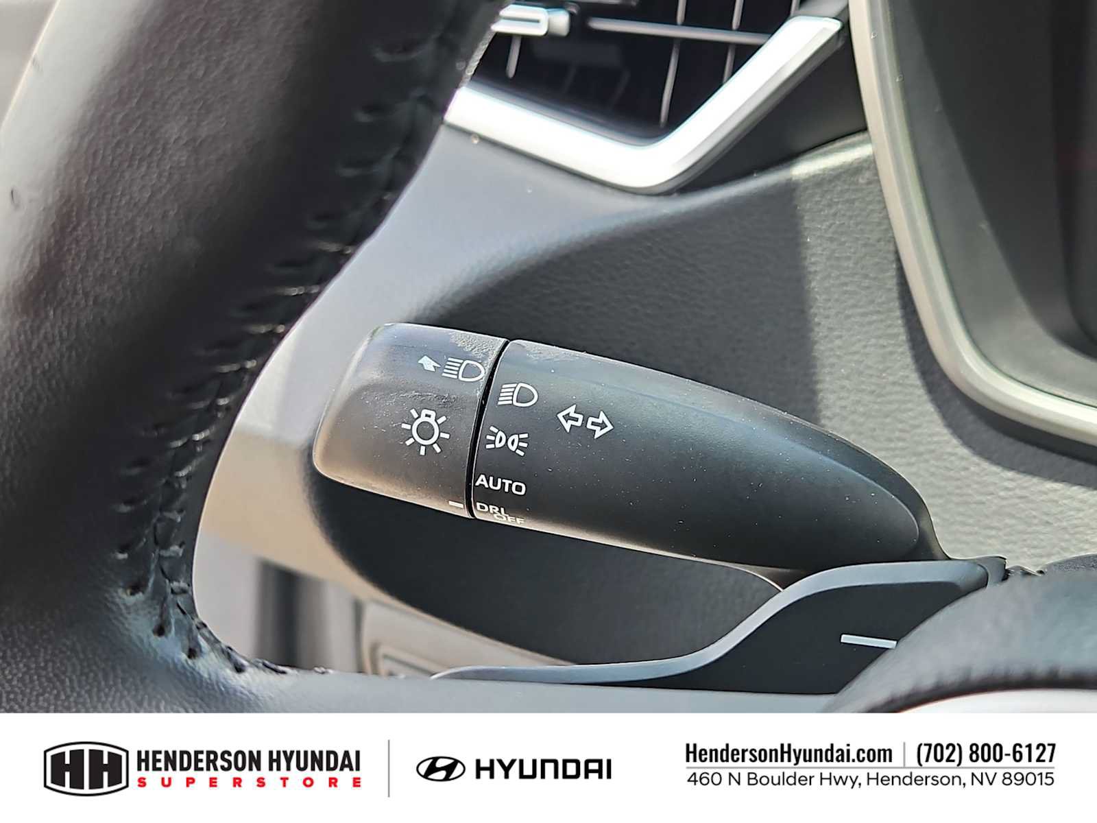 Used 2019 Toyota Corolla SE FWD image 26