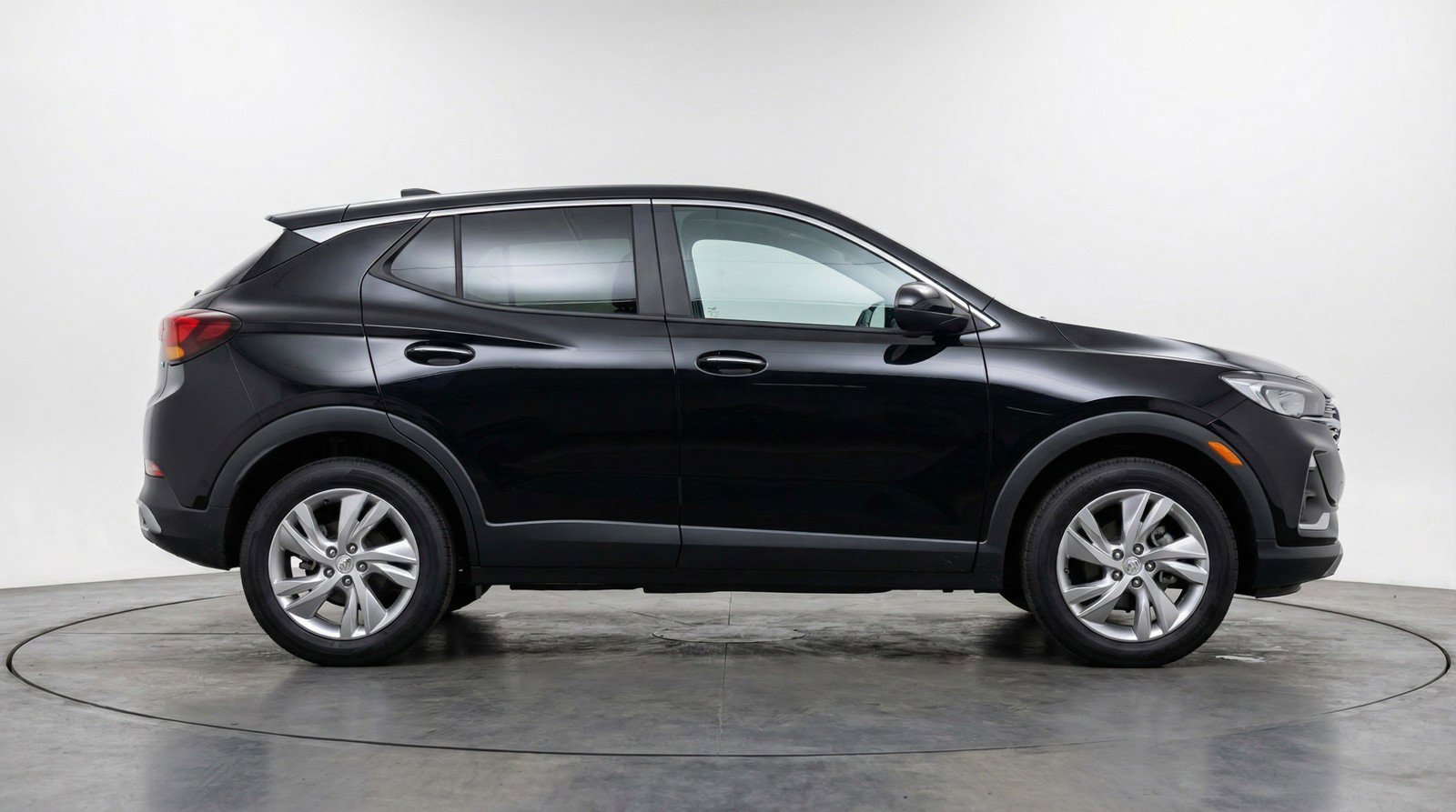 Used 2025 Buick Encore GX Preferred AWD/4WD image 11
